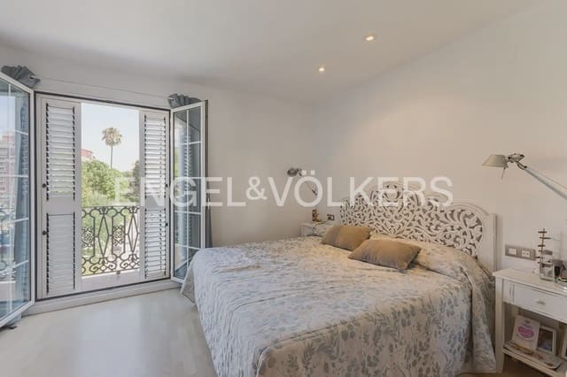 5 quarto Moradia em Banda para venda em Alboraya / Alboraia com garagem - 695 000 € (Ref: 9898130)