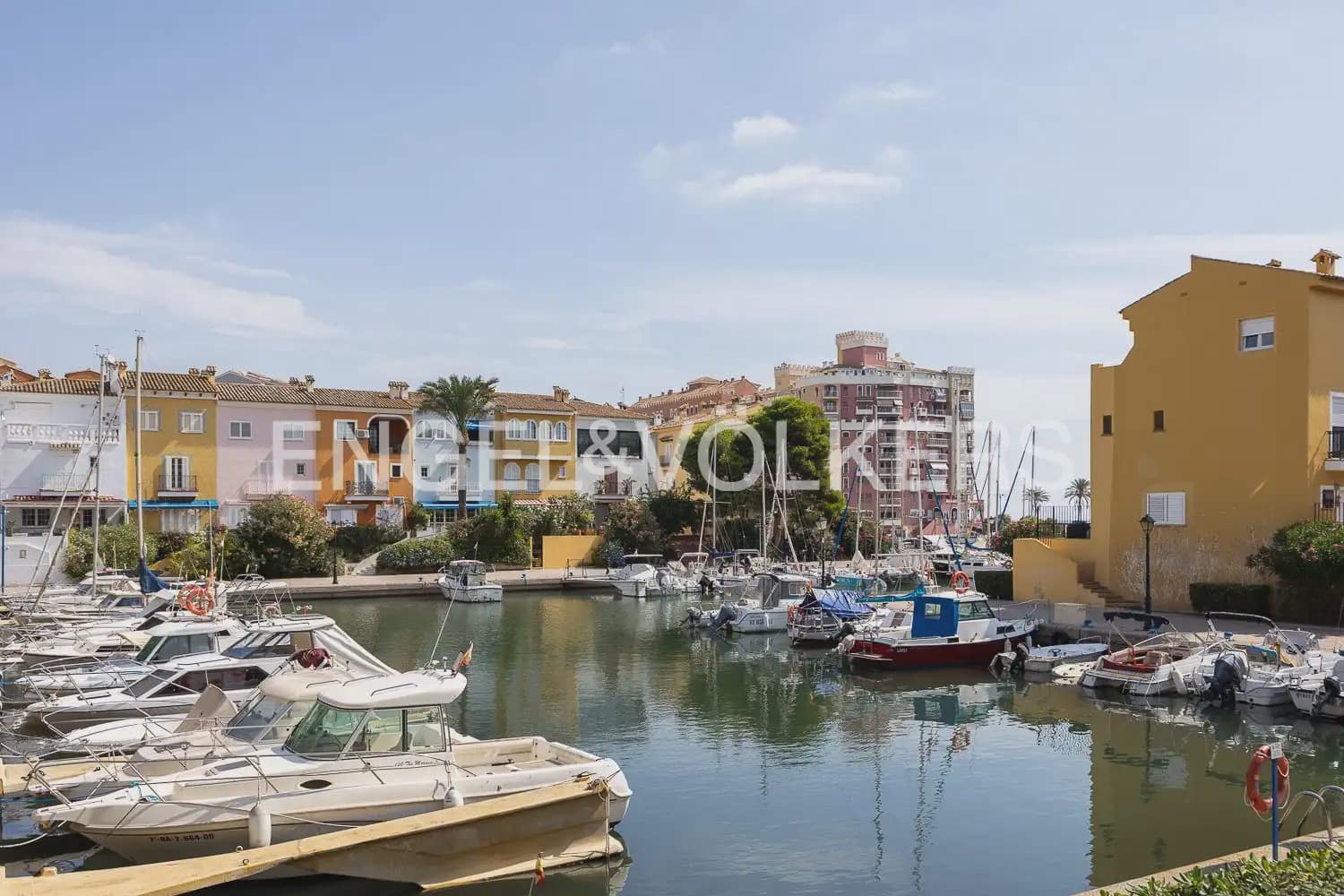 5 quarto Moradia em Banda para venda em Alboraya / Alboraia com garagem - 695 000 € (Ref: 9898130)