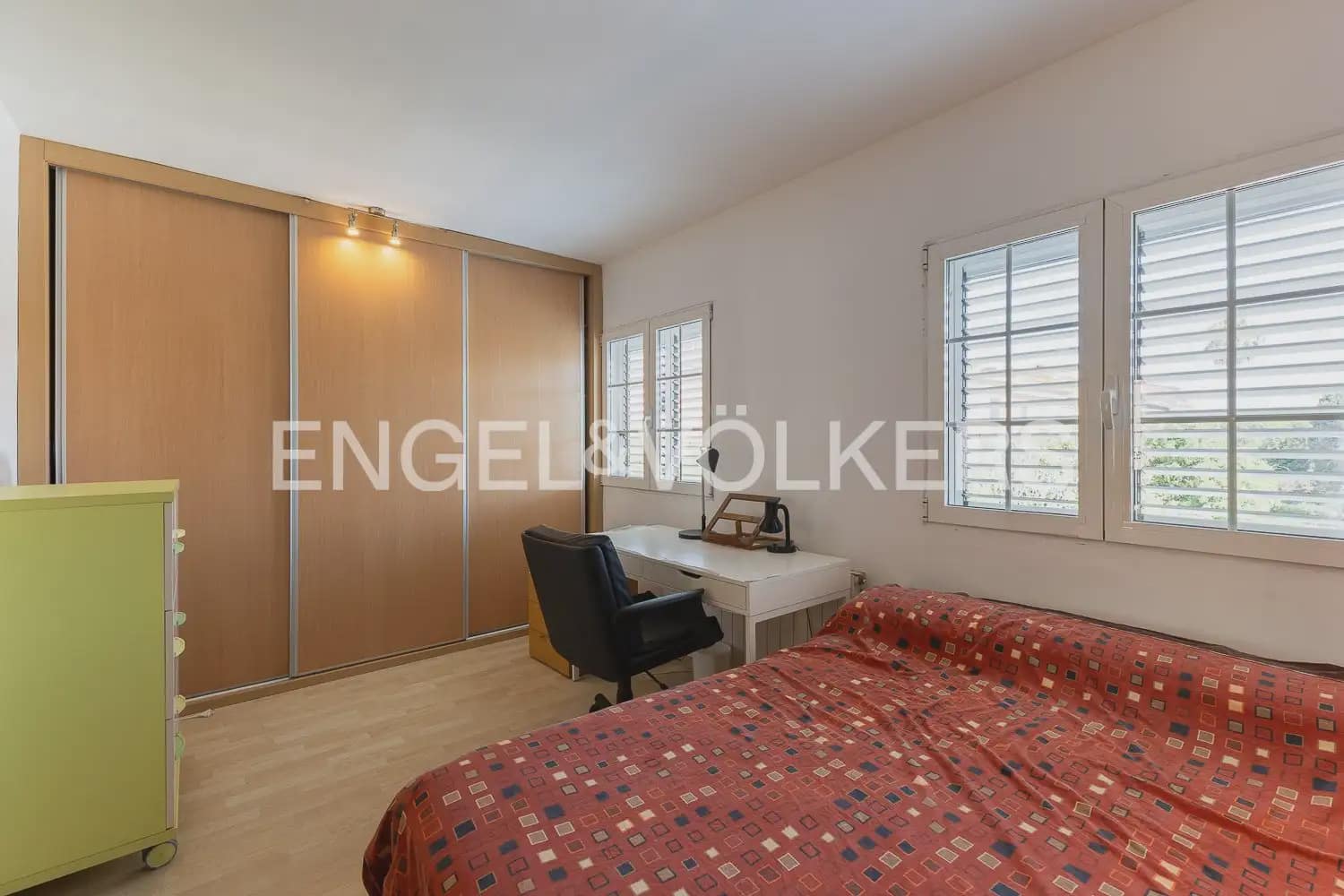 5 quarto Moradia em Banda para venda em Alboraya / Alboraia com garagem - 695 000 € (Ref: 9898130)