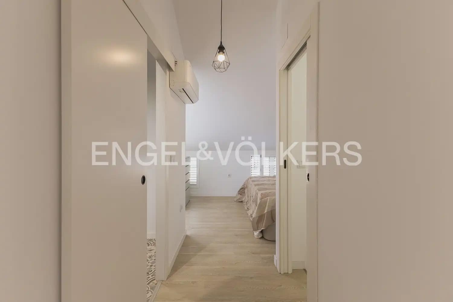 5 quarto Moradia em Banda para venda em Alboraya / Alboraia com garagem - 695 000 € (Ref: 9898130)