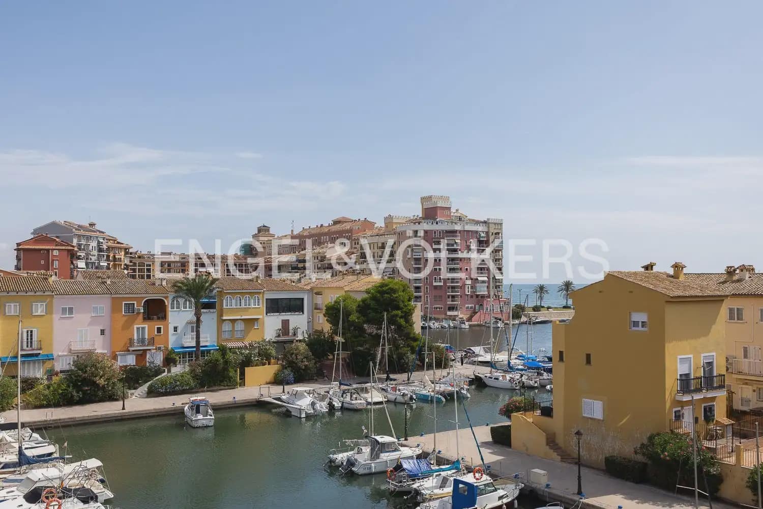 5 quarto Moradia em Banda para venda em Alboraya / Alboraia com garagem - 695 000 € (Ref: 9898130)