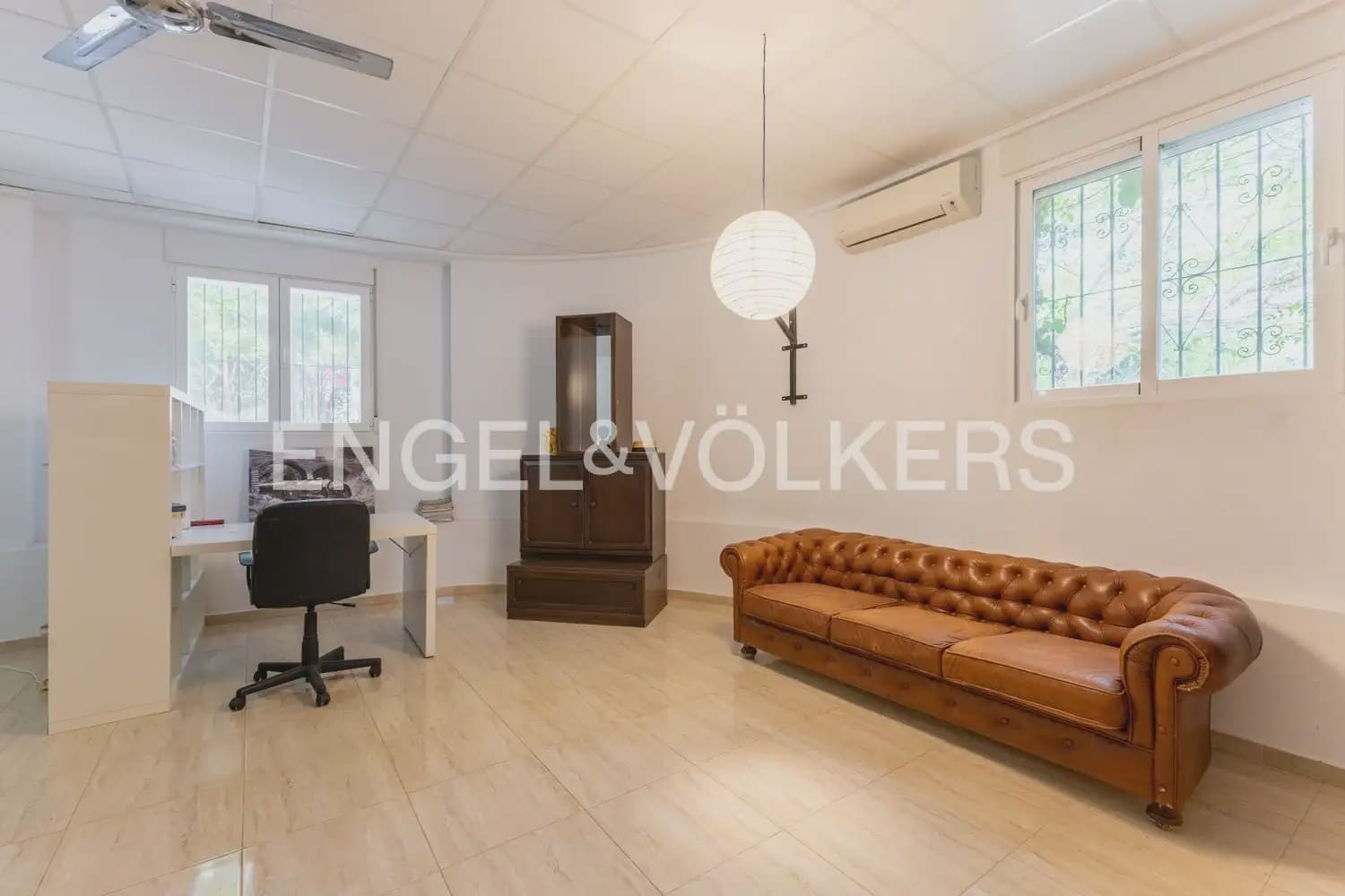 10 camera da letto Villa in vendita in Denia con piscina garage - 995.000 € (Rif: 9898131)