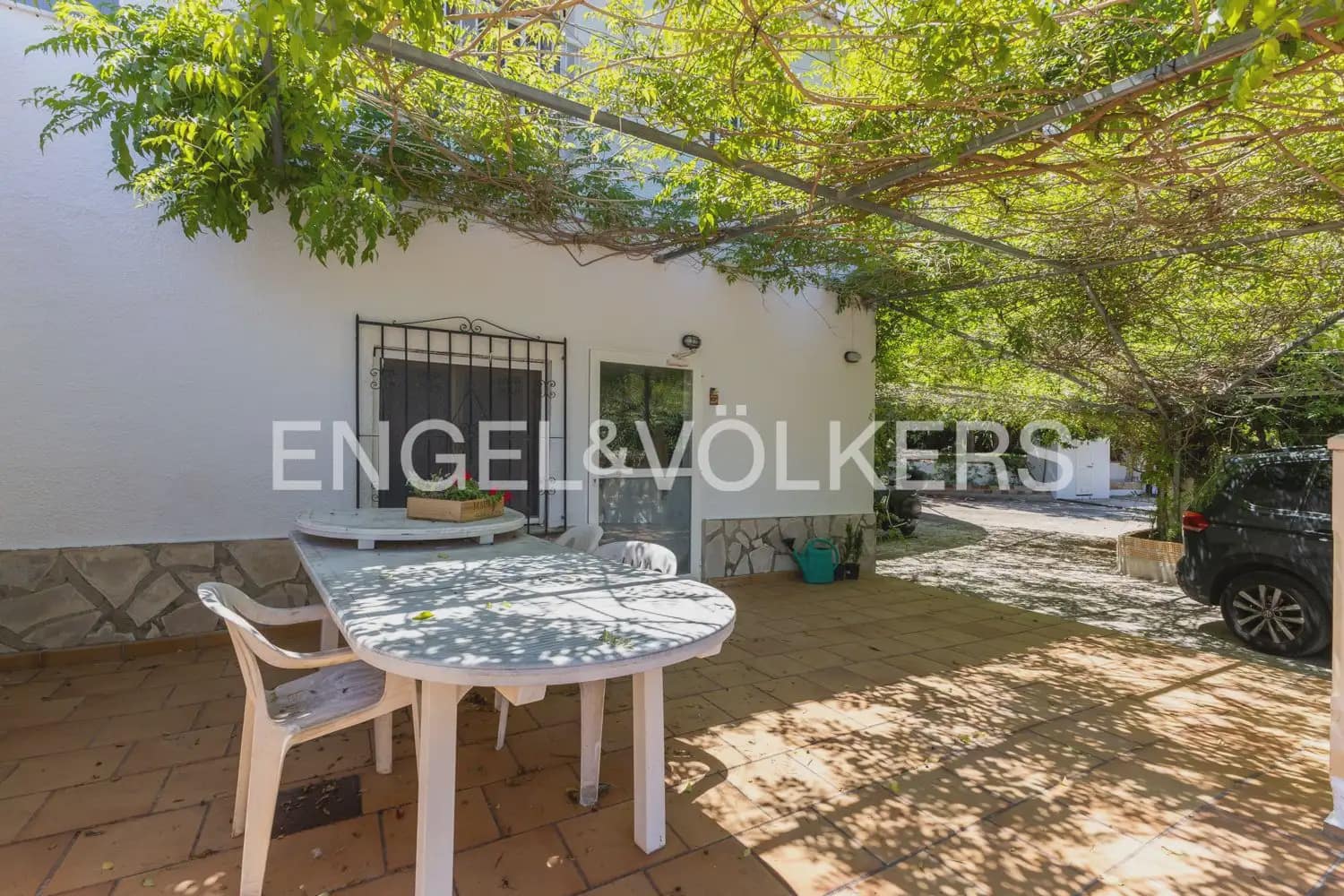 10 camera da letto Villa in vendita in Denia con piscina garage - 995.000 € (Rif: 9898131)