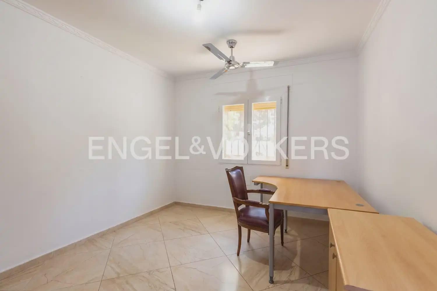 10 camera da letto Villa in vendita in Denia con piscina garage - 995.000 € (Rif: 9898131)