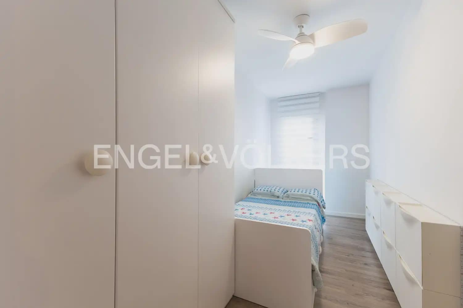 3 makuuhuone Rivitalo myytävänä paikassa Vila-real mukana uima-altaan 
autotalli - 265 000 € (Ref: 9898132)