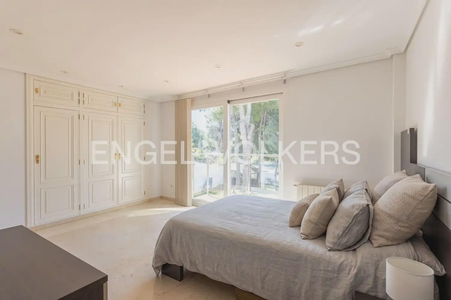 Chalet de 6 habitaciones en Puçol en venta con piscina garaje - 1.390.000 € (Ref: 9898133)