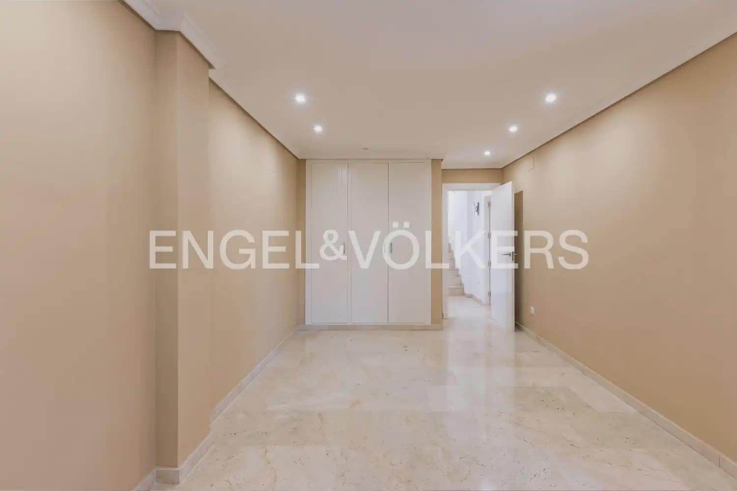 Chalet de 6 habitaciones en Puçol en venta con piscina garaje - 1.390.000 € (Ref: 9898133)