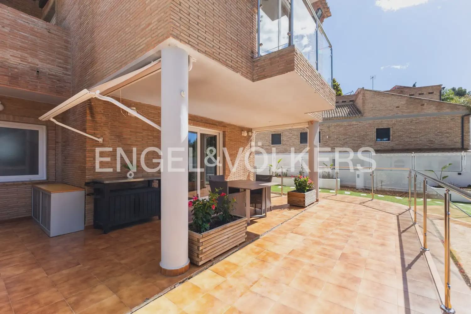 Chalet de 6 habitaciones en Puçol en venta con piscina garaje - 1.390.000 € (Ref: 9898133)