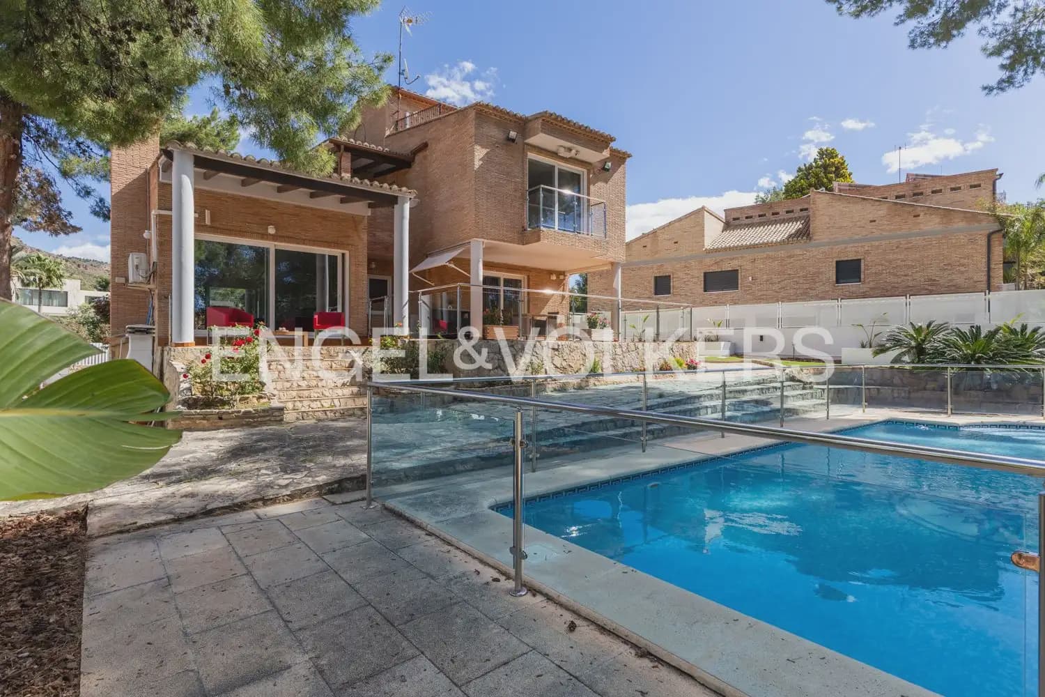 Chalet de 6 habitaciones en Puçol en venta con piscina garaje - 1.390.000 € (Ref: 9898133)