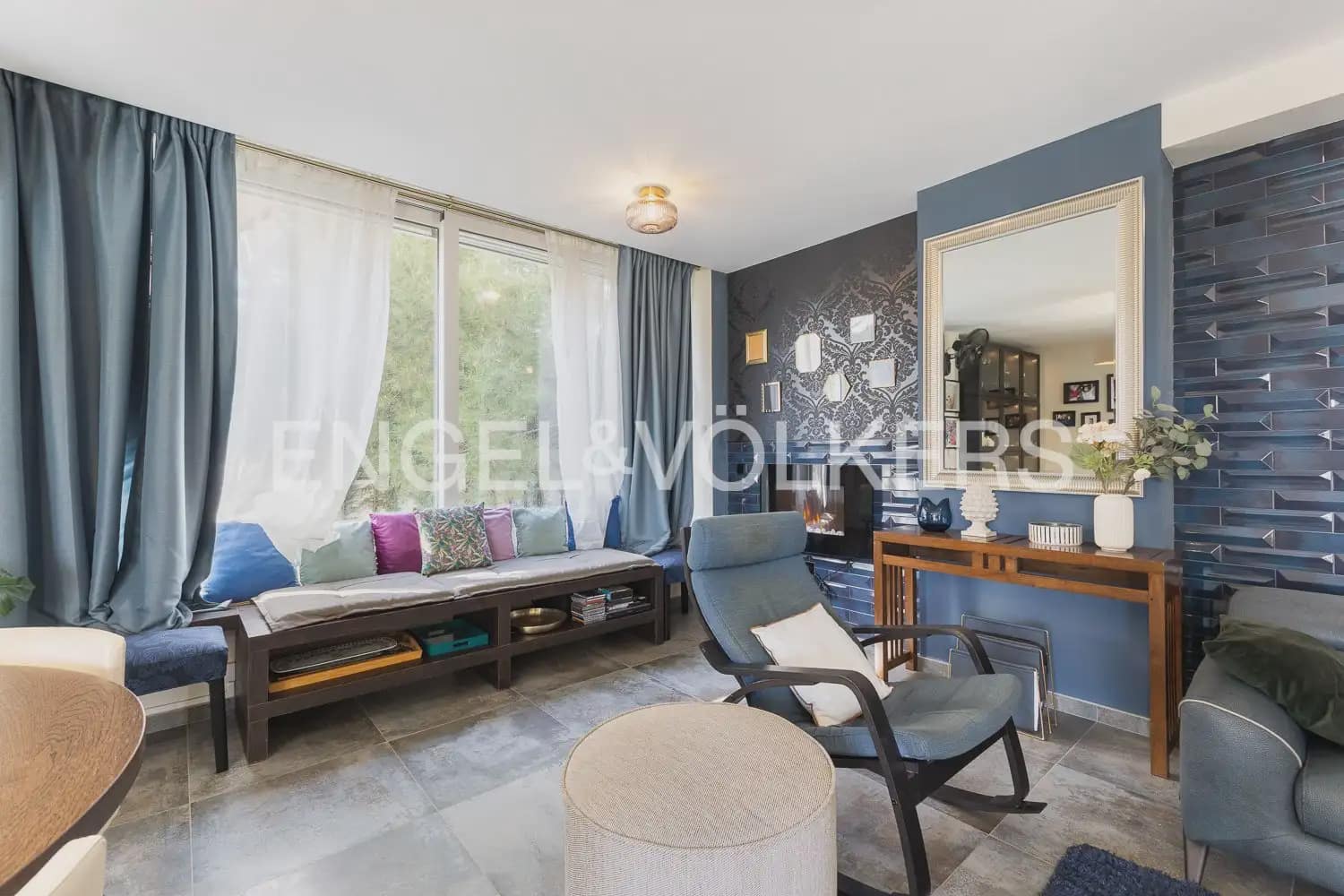 4 bedroom Villa for sale in Chiva with pool garage - € 624,000 (Ref: 9898134)