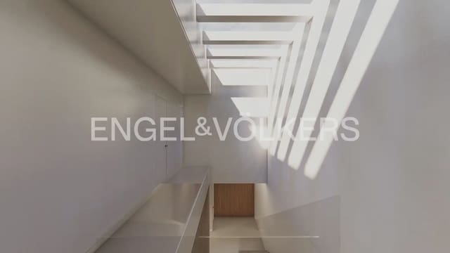 4 Zimmer Villa zu verkaufen in Orba mit Pool Garage - 1.150.000 € (Ref: 9898135)