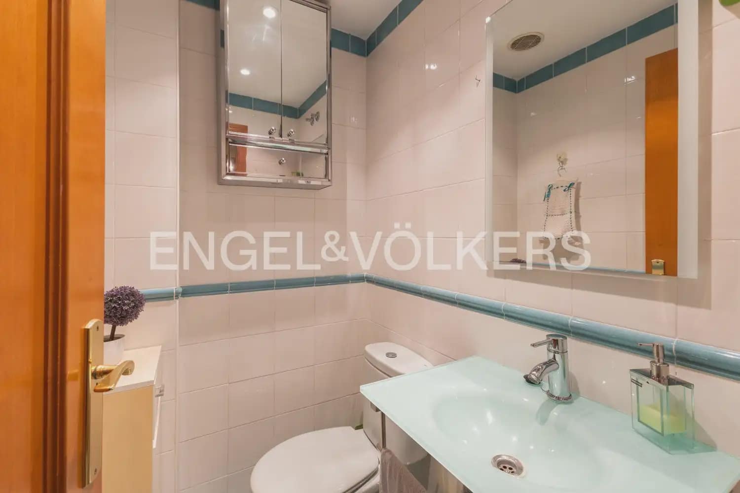 5 bedroom Townhouse for sale in La Pobla de Farnals with garage - € 379,000 (Ref: 9898140)