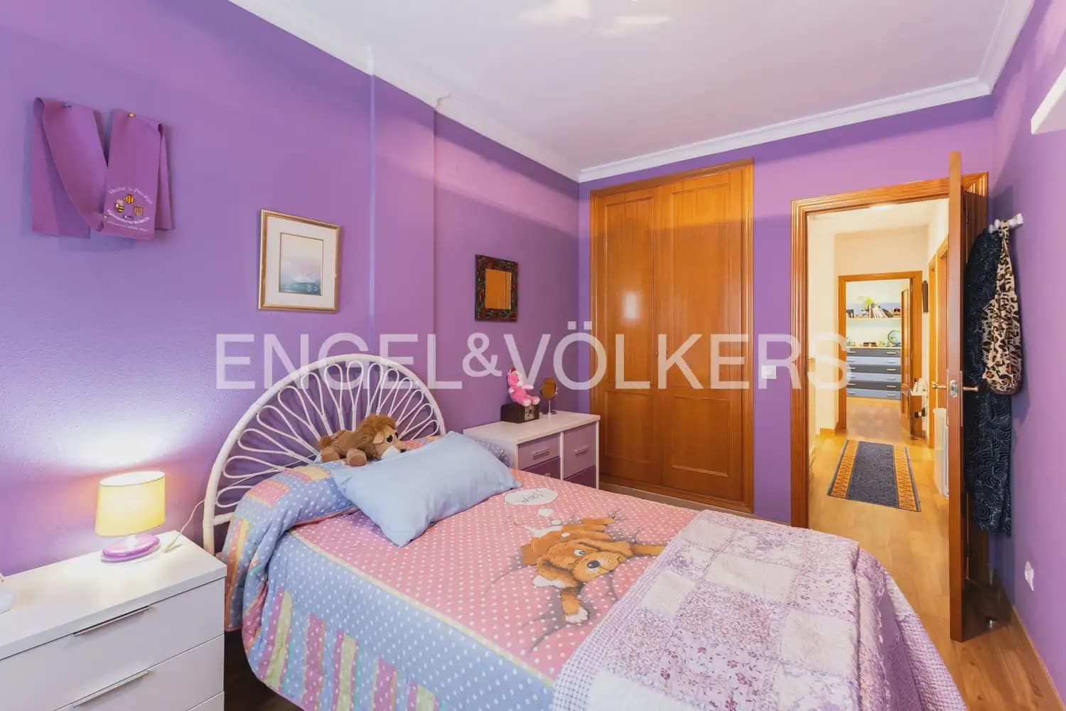 5 bedroom Townhouse for sale in La Pobla de Farnals with garage - € 379,000 (Ref: 9898140)