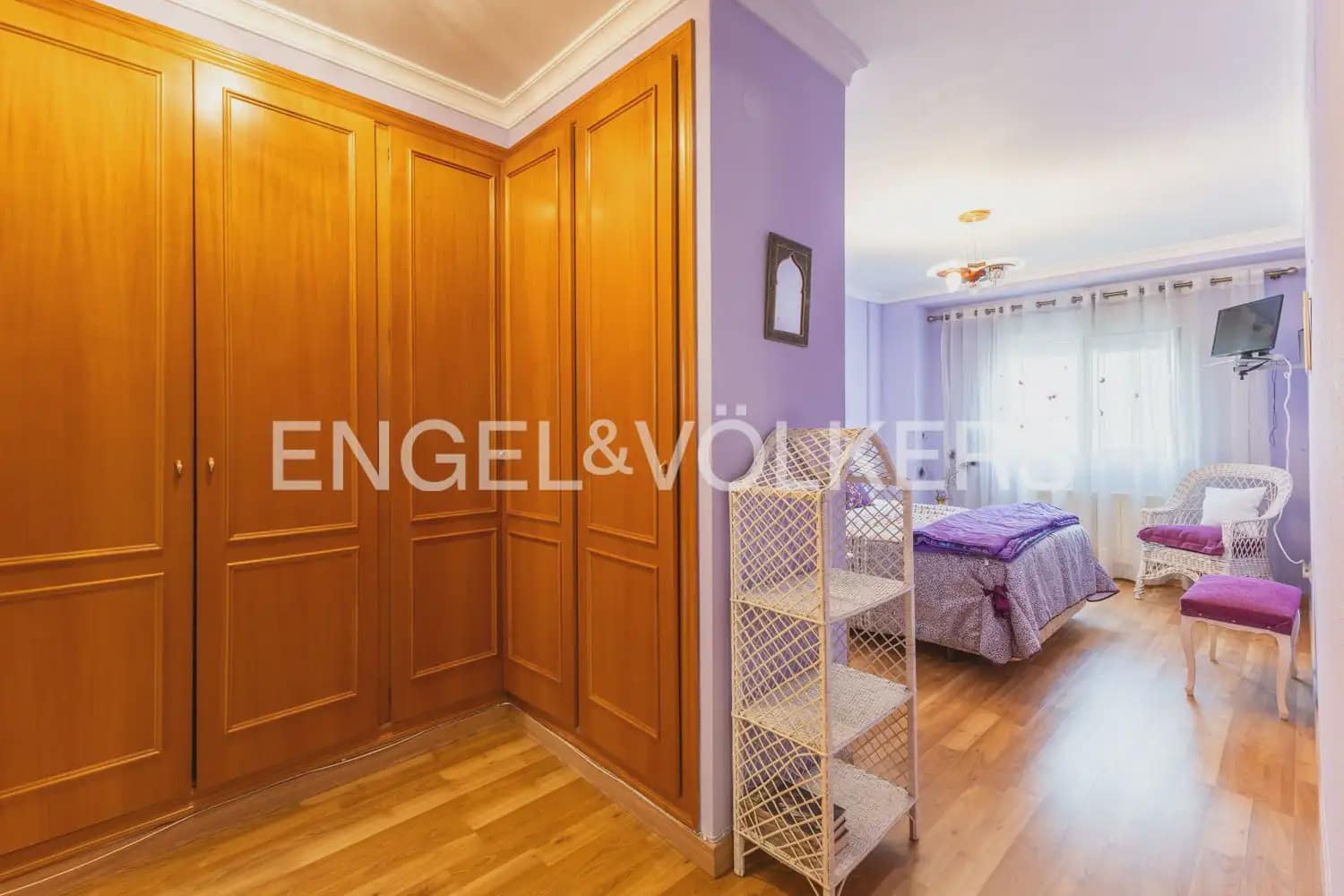 5 bedroom Townhouse for sale in La Pobla de Farnals with garage - € 379,000 (Ref: 9898140)