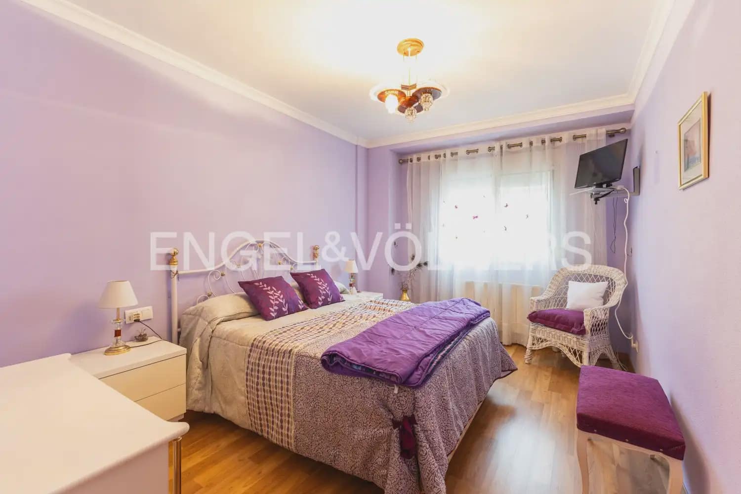 5 bedroom Townhouse for sale in La Pobla de Farnals with garage - € 379,000 (Ref: 9898140)