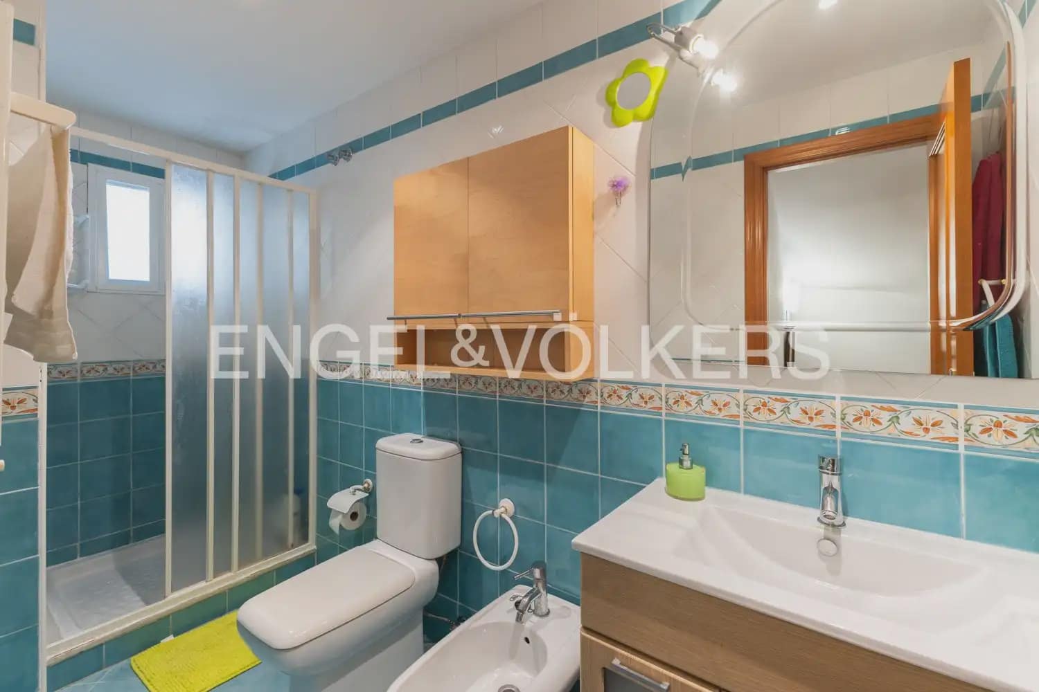 5 bedroom Townhouse for sale in La Pobla de Farnals with garage - € 379,000 (Ref: 9898140)