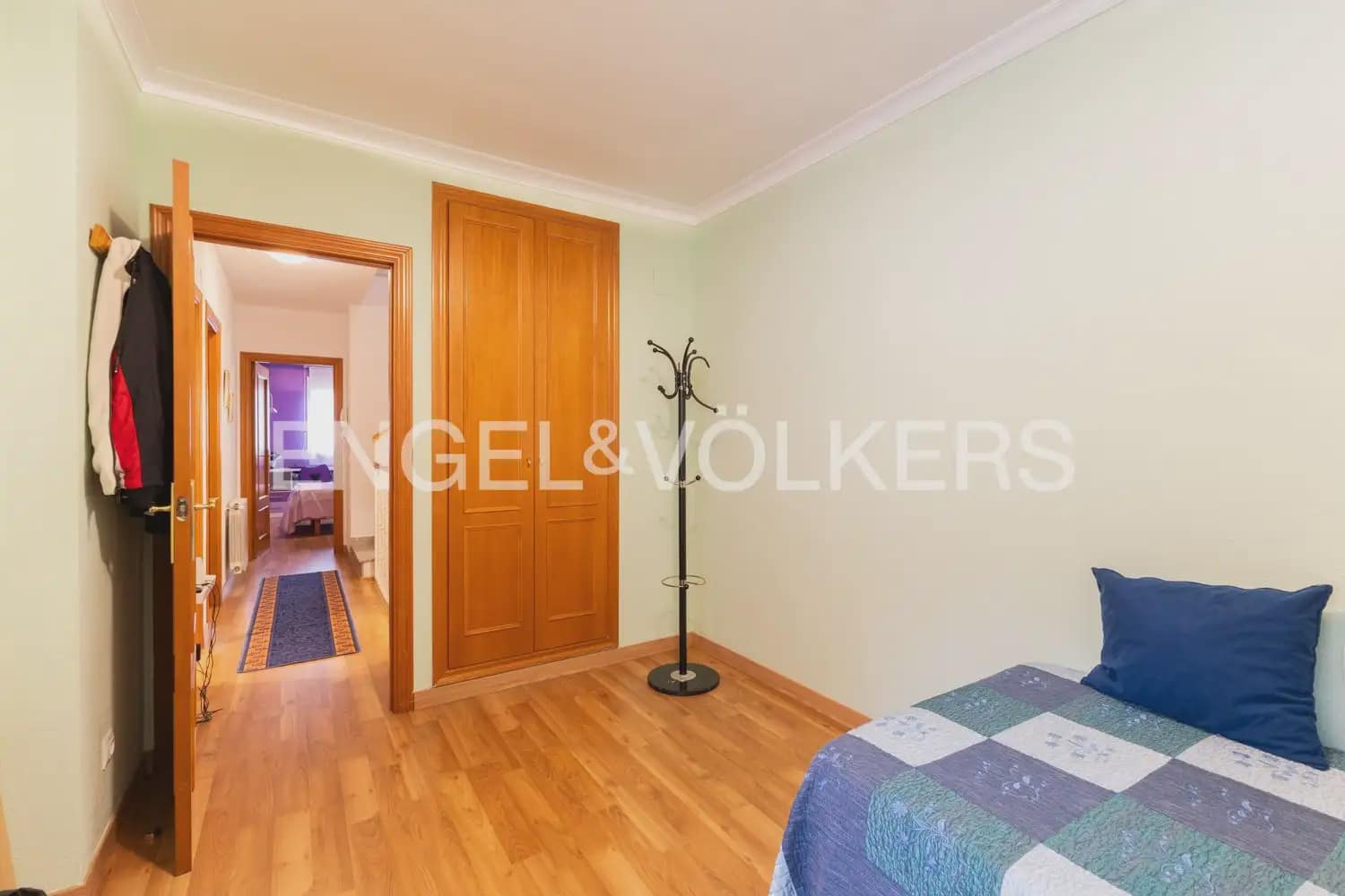 5 bedroom Townhouse for sale in La Pobla de Farnals with garage - € 379,000 (Ref: 9898140)