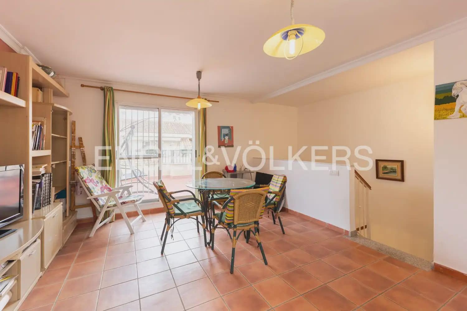 5 bedroom Townhouse for sale in La Pobla de Farnals with garage - € 379,000 (Ref: 9898140)