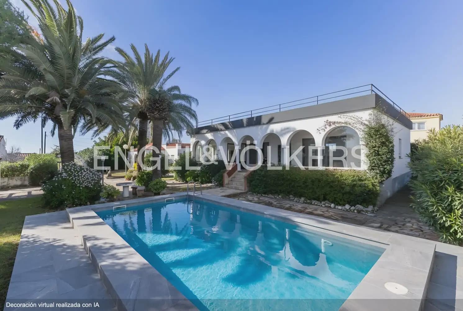 6 quarto Moradia para venda em Vinaros com piscina garagem - 375 000 € (Ref: 9898141)