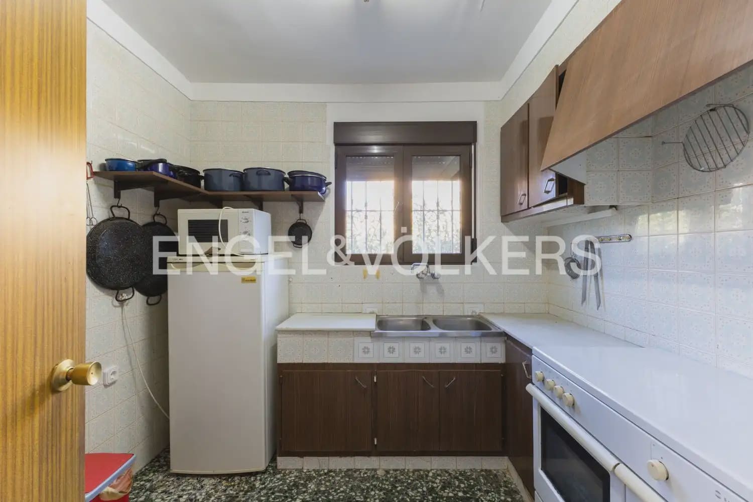 6 quarto Moradia para venda em Vinaros com piscina garagem - 375 000 € (Ref: 9898141)