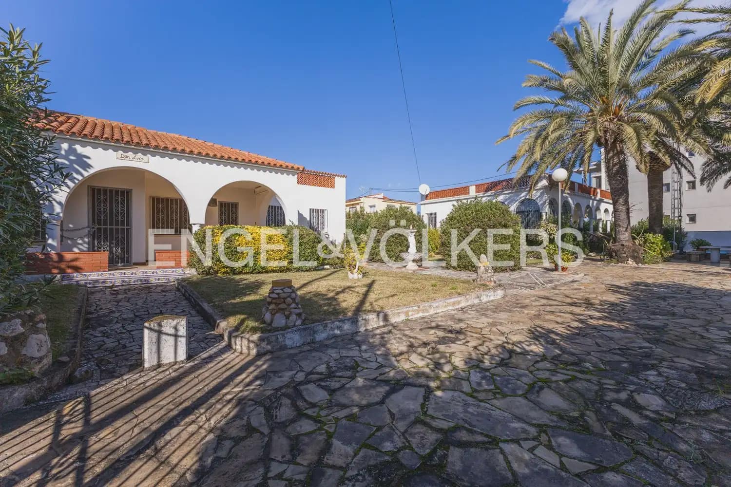 6 quarto Moradia para venda em Vinaros com piscina garagem - 375 000 € (Ref: 9898141)