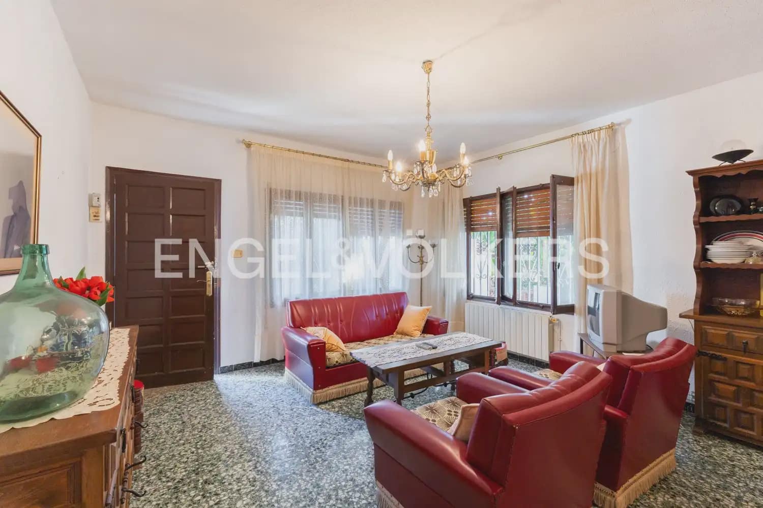 6 quarto Moradia para venda em Vinaros com piscina garagem - 375 000 € (Ref: 9898141)