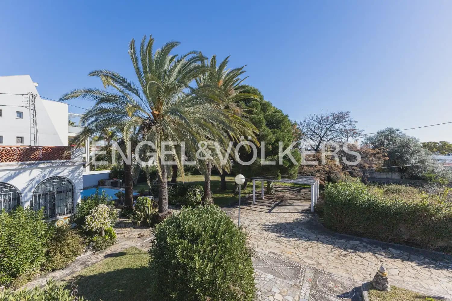 6 quarto Moradia para venda em Vinaros com piscina garagem - 375 000 € (Ref: 9898141)