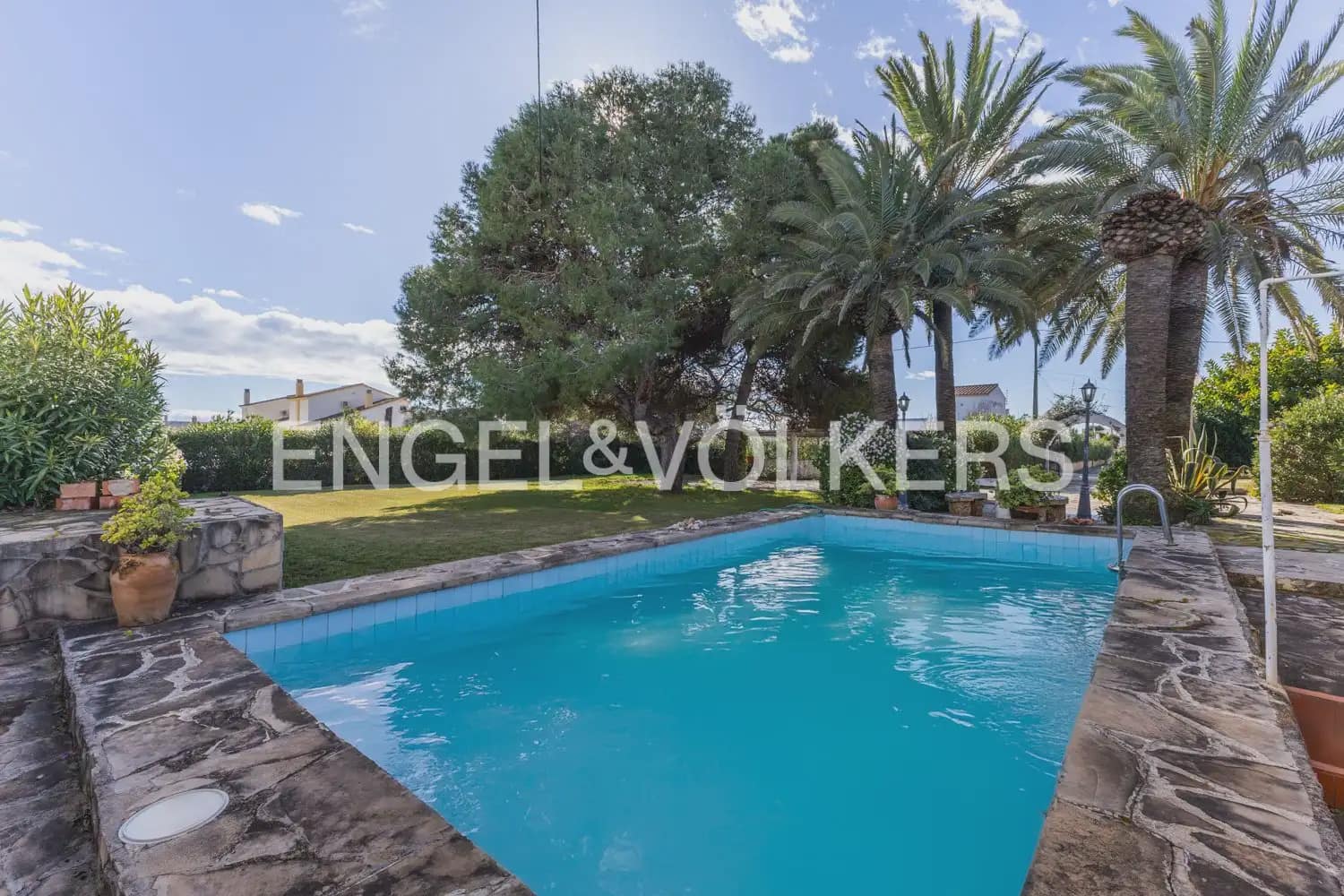 6 quarto Moradia para venda em Vinaros com piscina garagem - 375 000 € (Ref: 9898141)