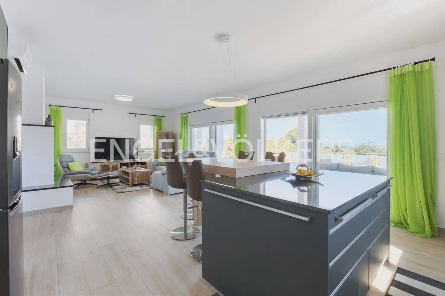 4 soveværelse Villa til salg i Denia med swimmingpool garage - € 1.199.000 (Ref: 9898142)