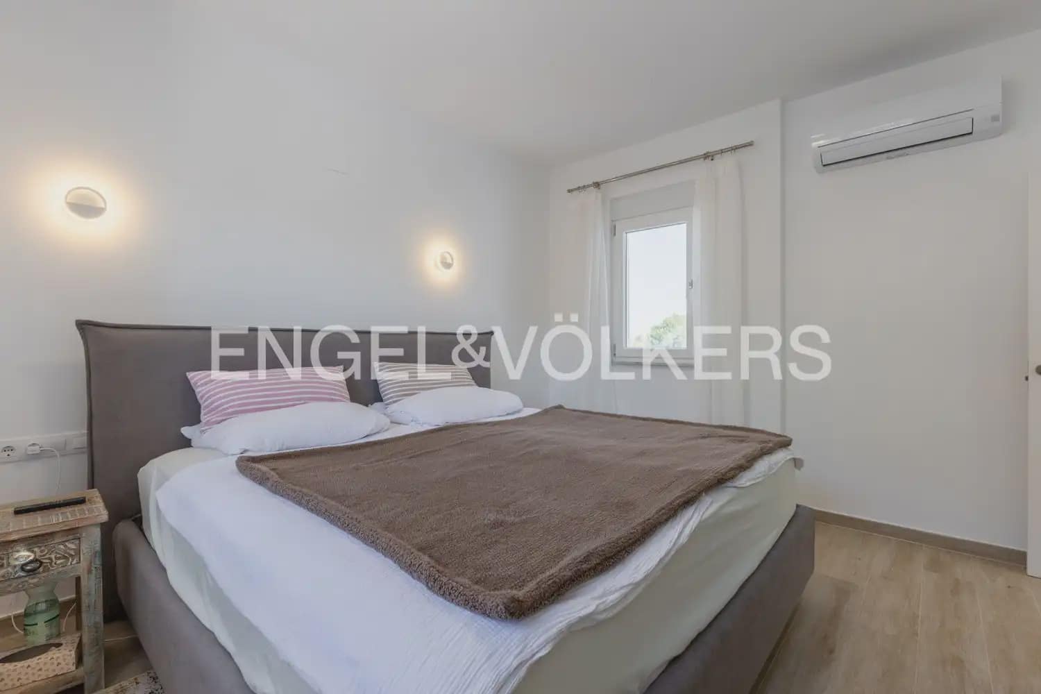 4 soveværelse Villa til salg i Denia med swimmingpool garage - € 1.199.000 (Ref: 9898142)
