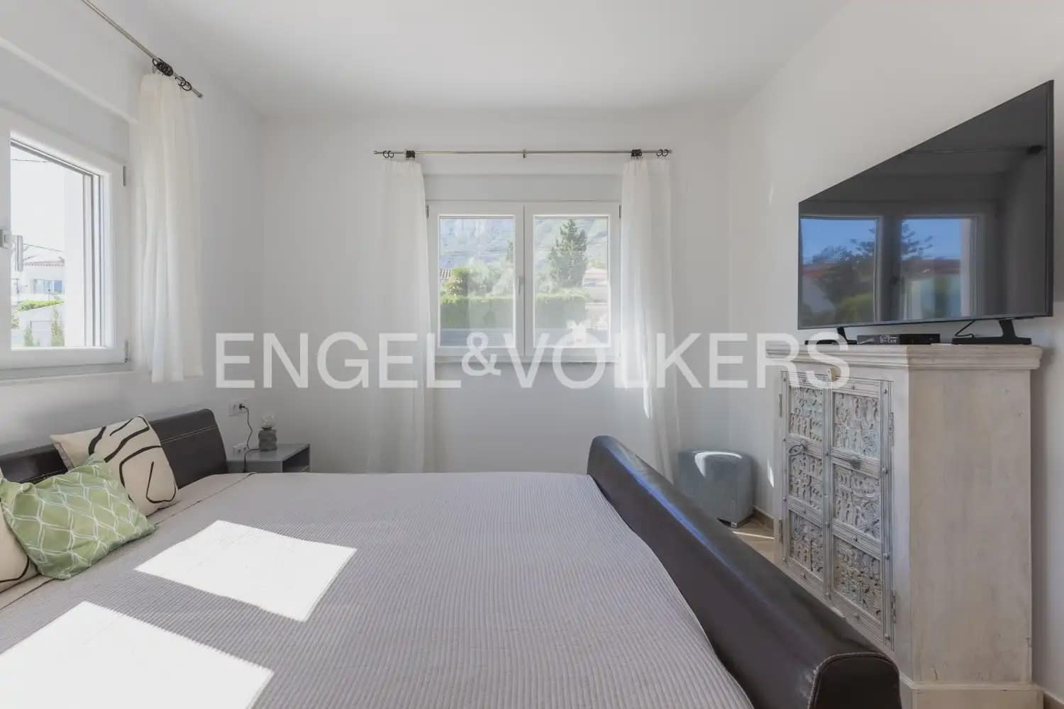 4 soveværelse Villa til salg i Denia med swimmingpool garage - € 1.199.000 (Ref: 9898142)