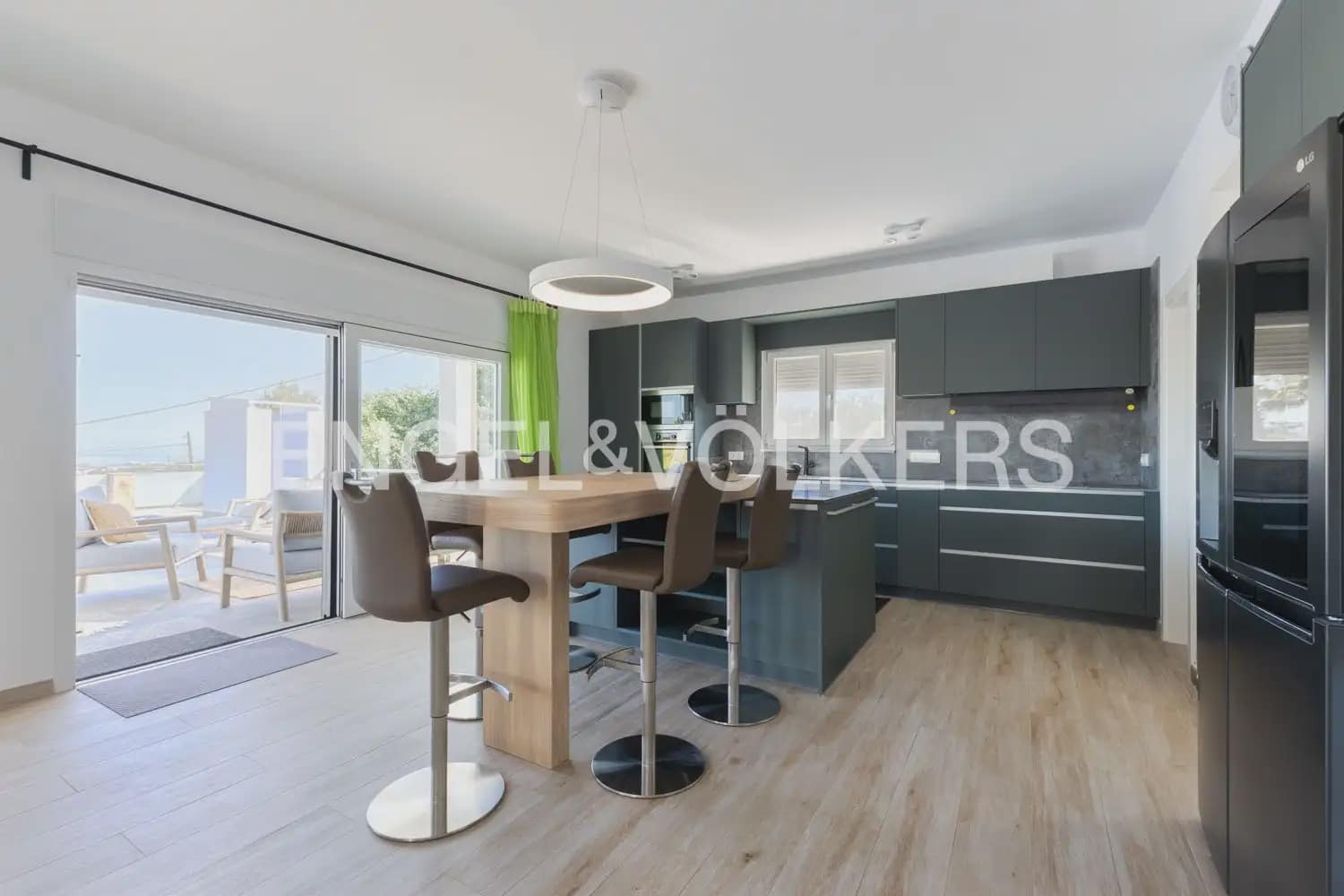 4 soveværelse Villa til salg i Denia med swimmingpool garage - € 1.199.000 (Ref: 9898142)