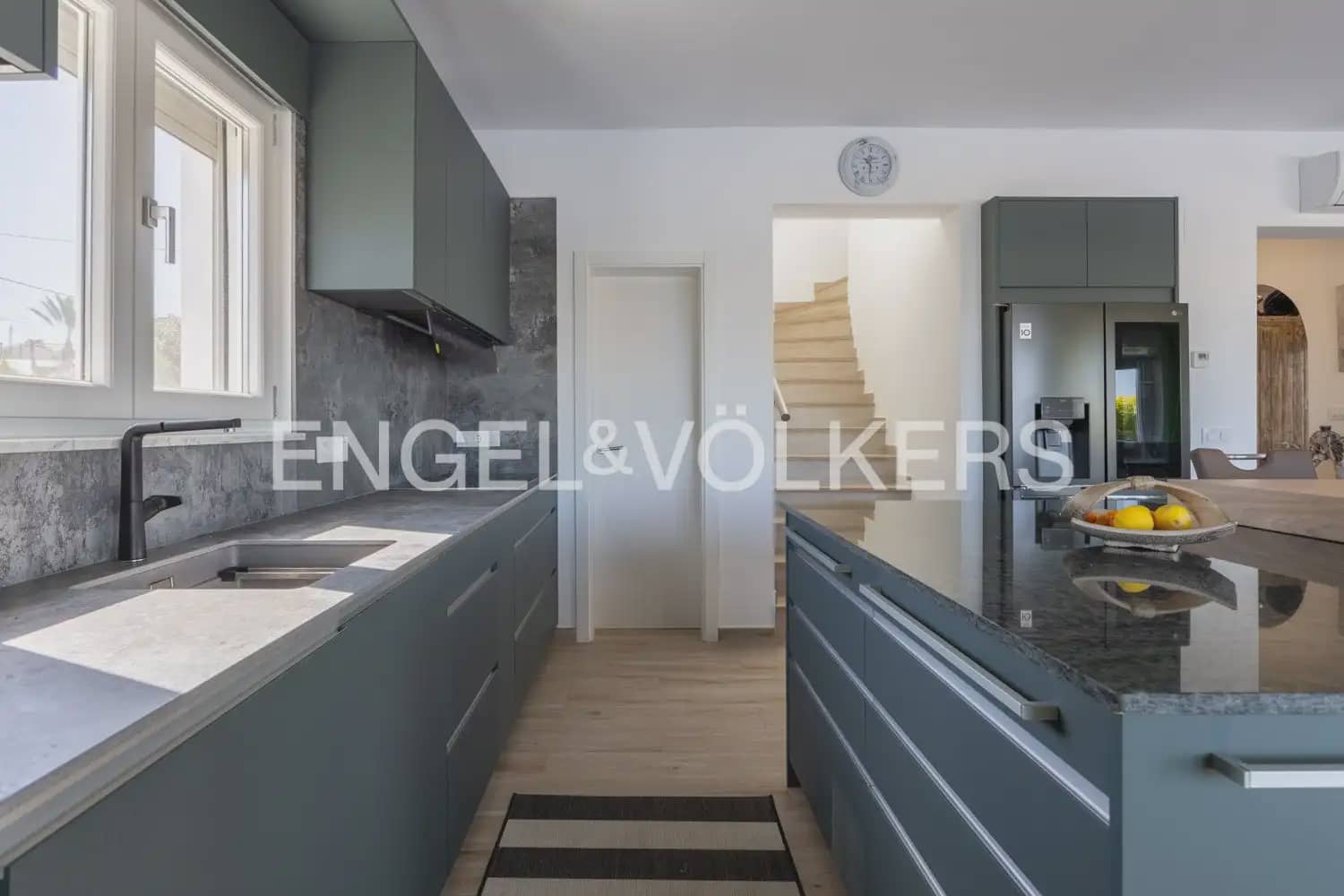 4 soveværelse Villa til salg i Denia med swimmingpool garage - € 1.199.000 (Ref: 9898142)