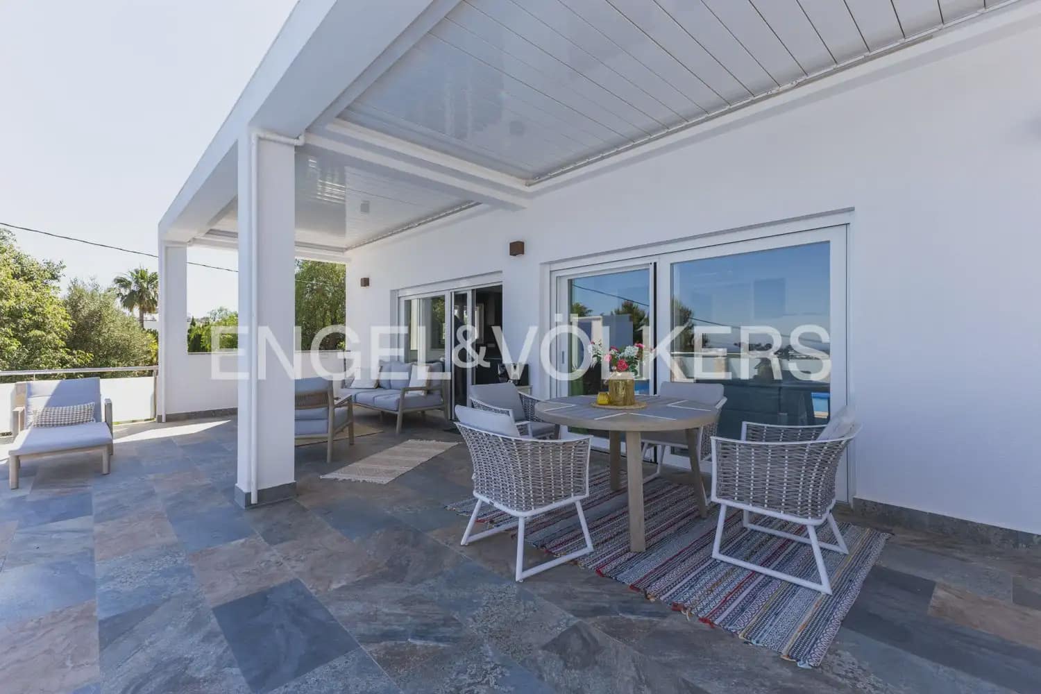 4 soveværelse Villa til salg i Denia med swimmingpool garage - € 1.199.000 (Ref: 9898142)