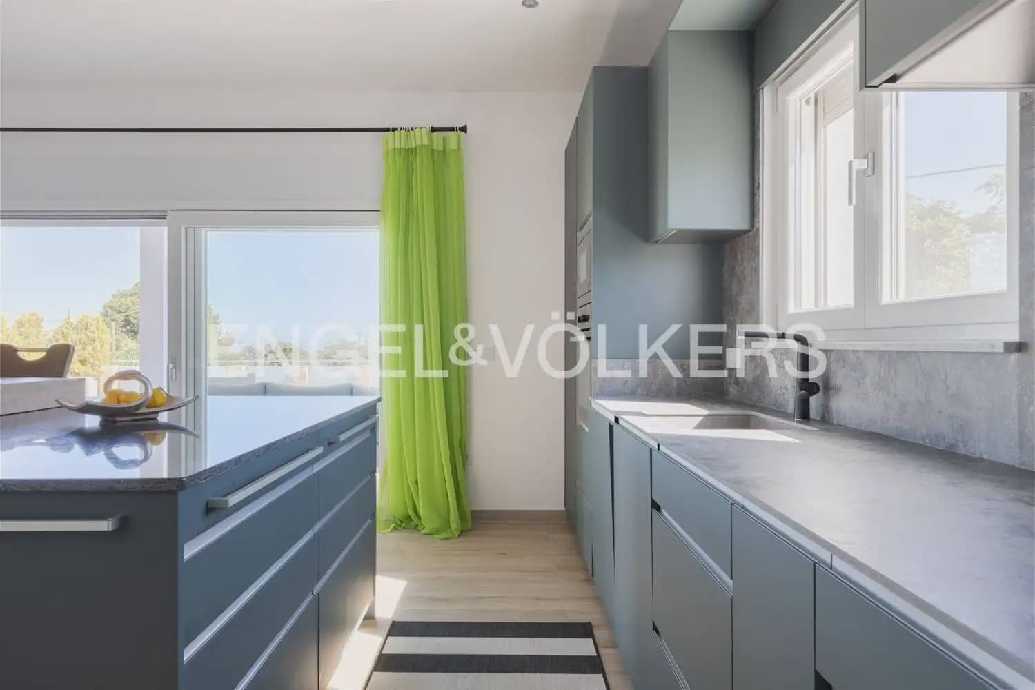 4 soveværelse Villa til salg i Denia med swimmingpool garage - € 1.199.000 (Ref: 9898142)