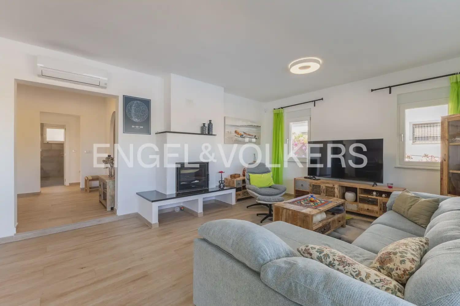 4 soveværelse Villa til salg i Denia med swimmingpool garage - € 1.199.000 (Ref: 9898142)