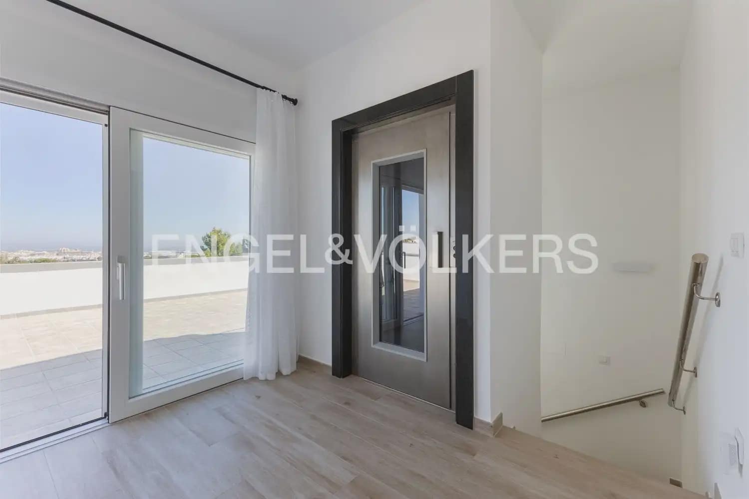 4 soveværelse Villa til salg i Denia med swimmingpool garage - € 1.199.000 (Ref: 9898142)