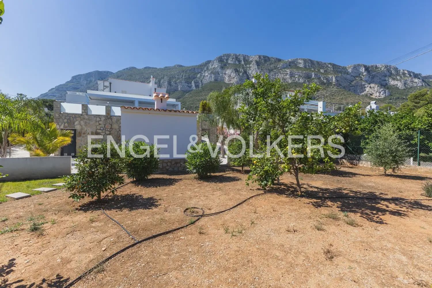 4 soveværelse Villa til salg i Denia med swimmingpool garage - € 1.199.000 (Ref: 9898142)