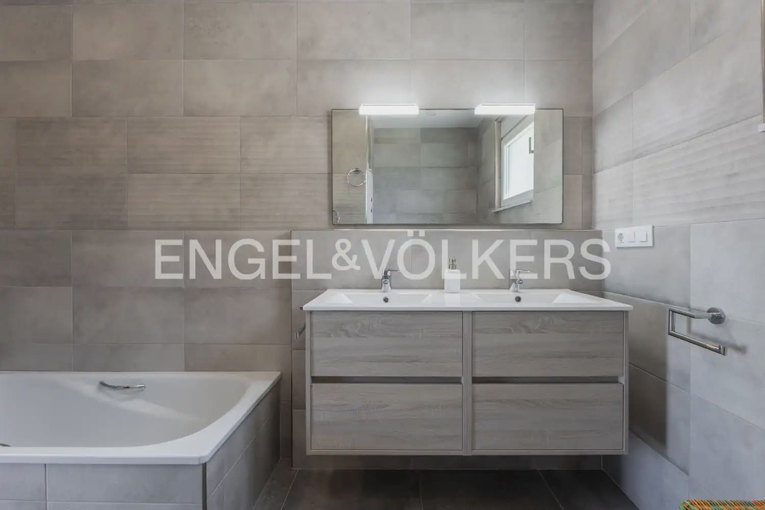 4 soveværelse Villa til salg i Denia med swimmingpool garage - € 1.199.000 (Ref: 9898142)