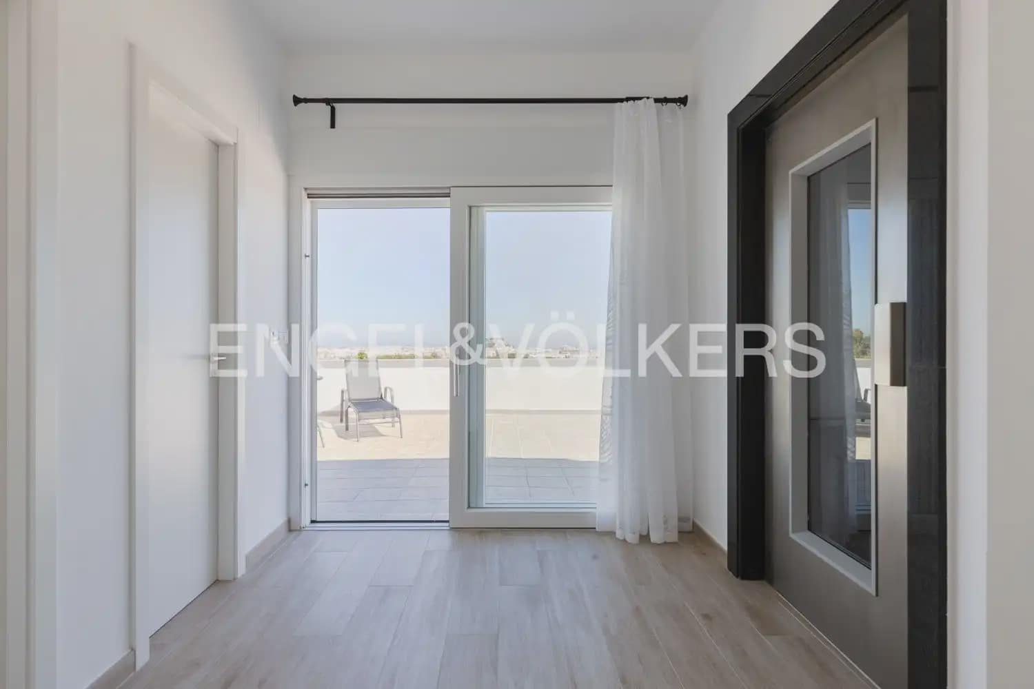 4 soveværelse Villa til salg i Denia med swimmingpool garage - € 1.199.000 (Ref: 9898142)