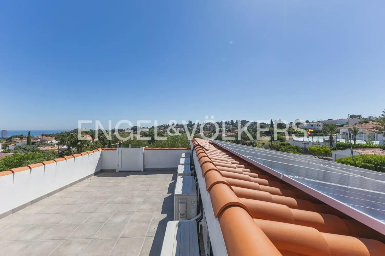 4 soveværelse Villa til salg i Denia med swimmingpool garage - € 1.199.000 (Ref: 9898142)