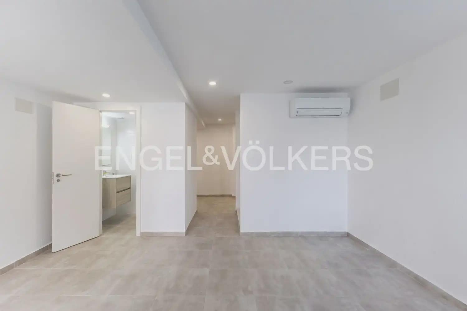 4 soveværelse Villa til salg i Denia med swimmingpool garage - € 1.199.000 (Ref: 9898142)