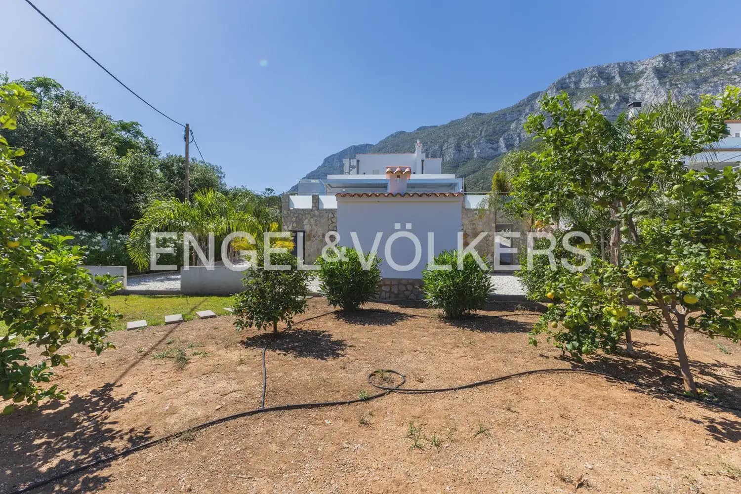 4 soveværelse Villa til salg i Denia med swimmingpool garage - € 1.199.000 (Ref: 9898142)