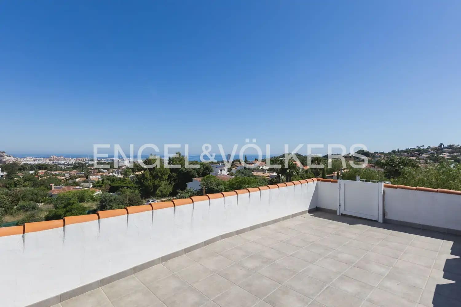 4 soveværelse Villa til salg i Denia med swimmingpool garage - € 1.199.000 (Ref: 9898142)