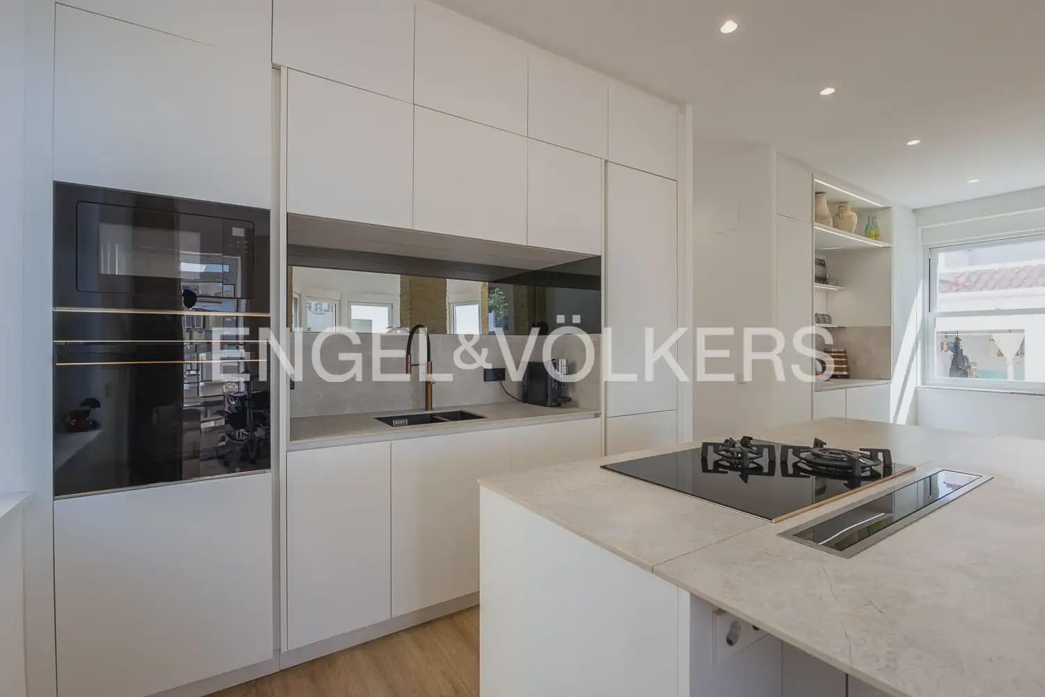 4 Zimmer Villa zu vermieten in Cullera mit Garage - 8.500 € (Ref: 9898144)