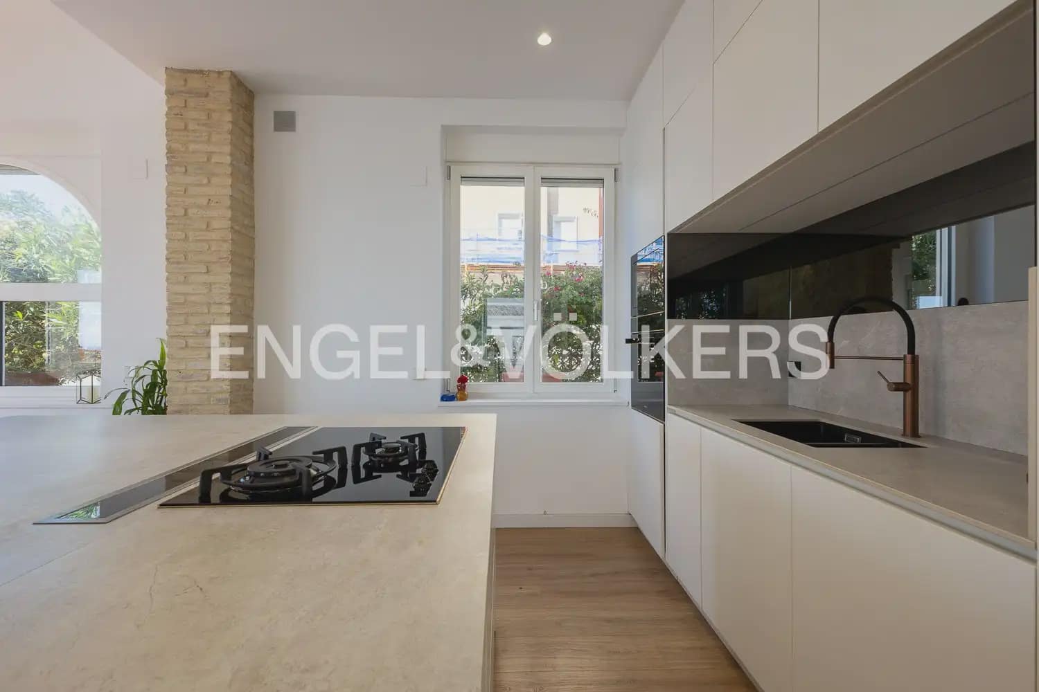 4 Zimmer Villa zu vermieten in Cullera mit Garage - 8.500 € (Ref: 9898144)