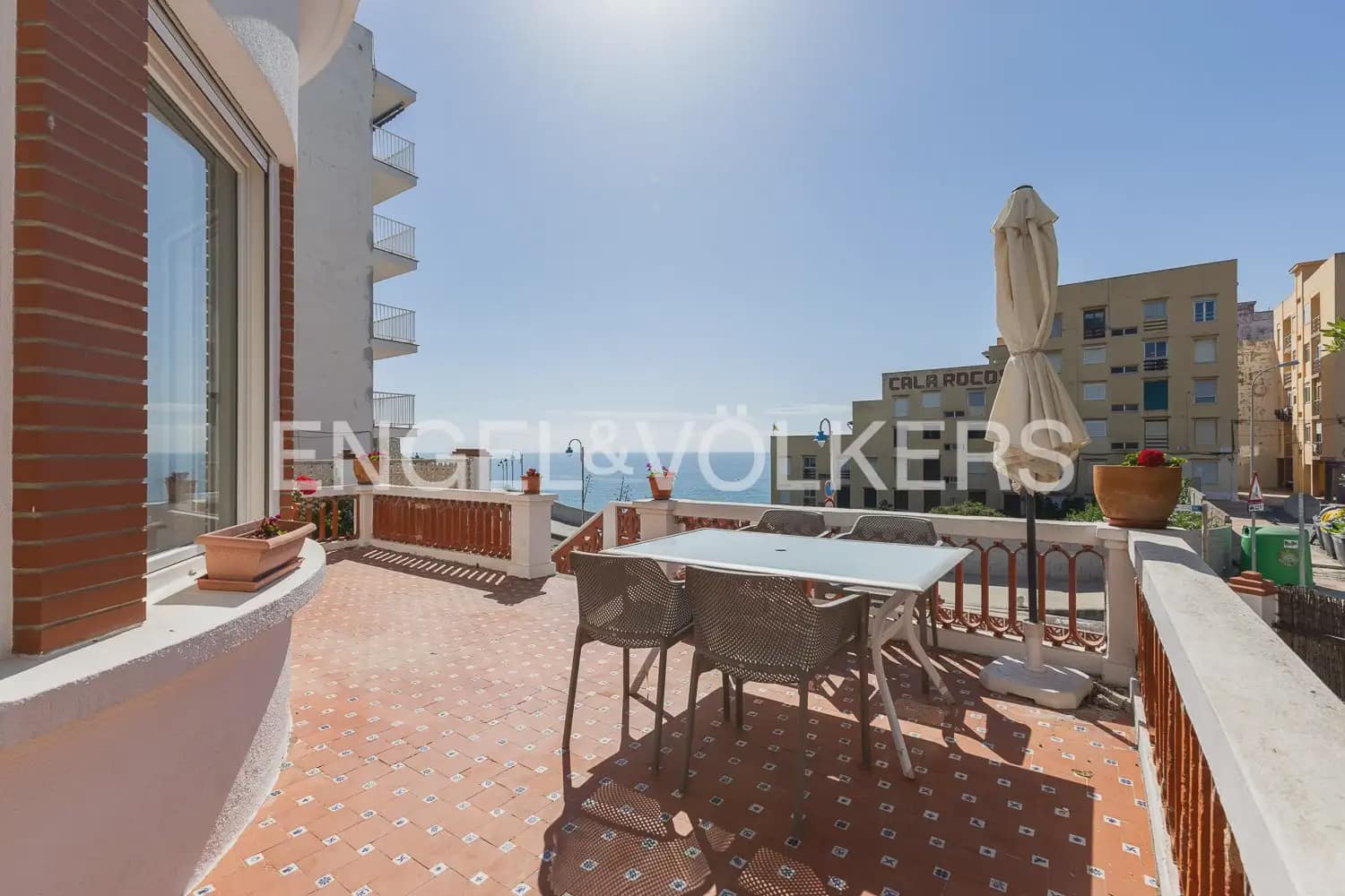 4 Zimmer Villa zu vermieten in Cullera mit Garage - 8.500 € (Ref: 9898144)