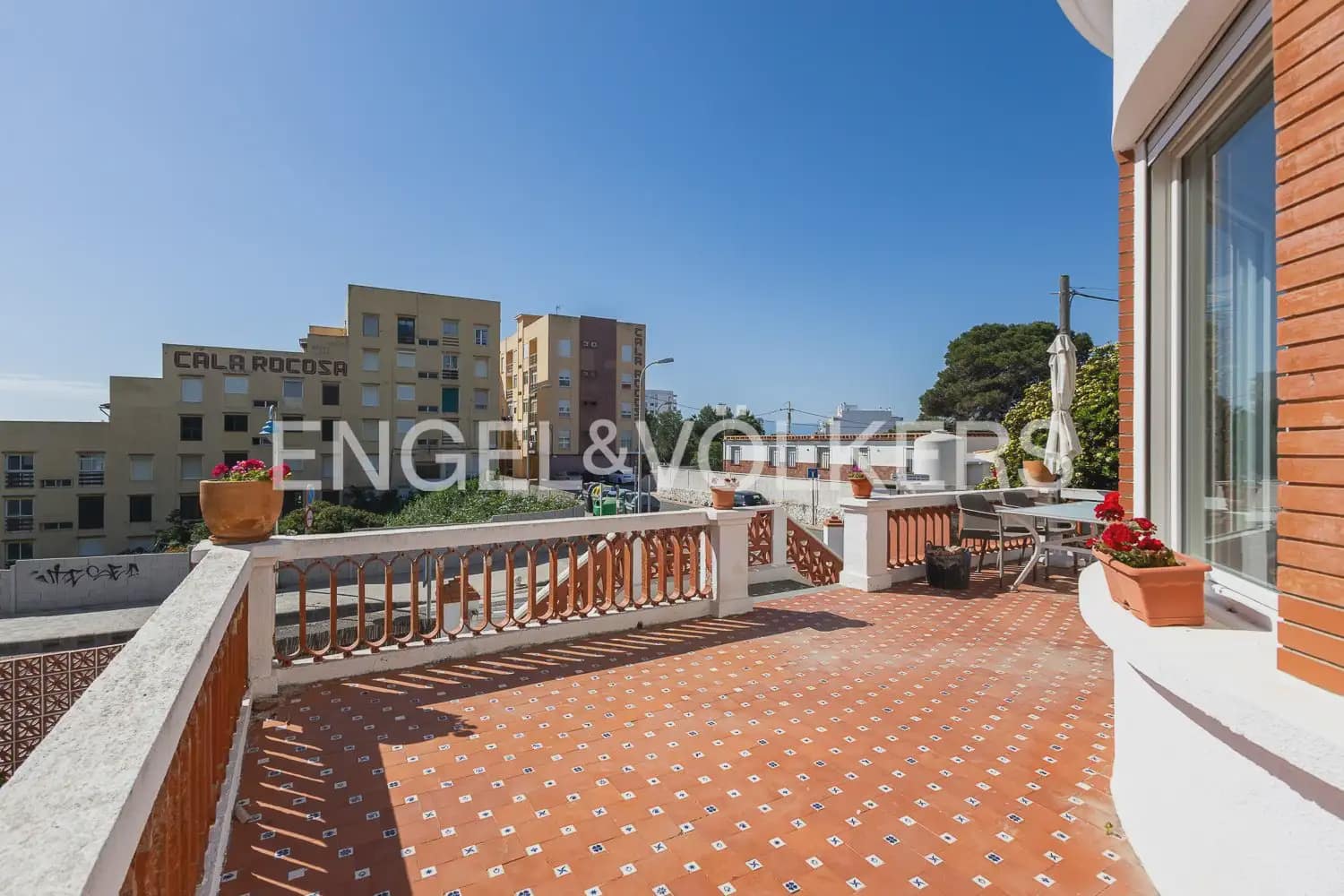 4 Zimmer Villa zu vermieten in Cullera mit Garage - 8.500 € (Ref: 9898144)