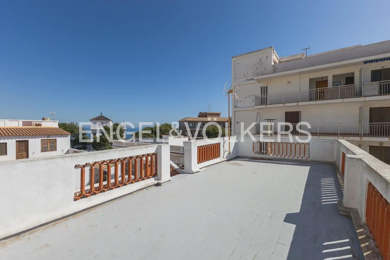 4 Zimmer Villa zu vermieten in Cullera mit Garage - 8.500 € (Ref: 9898144)
