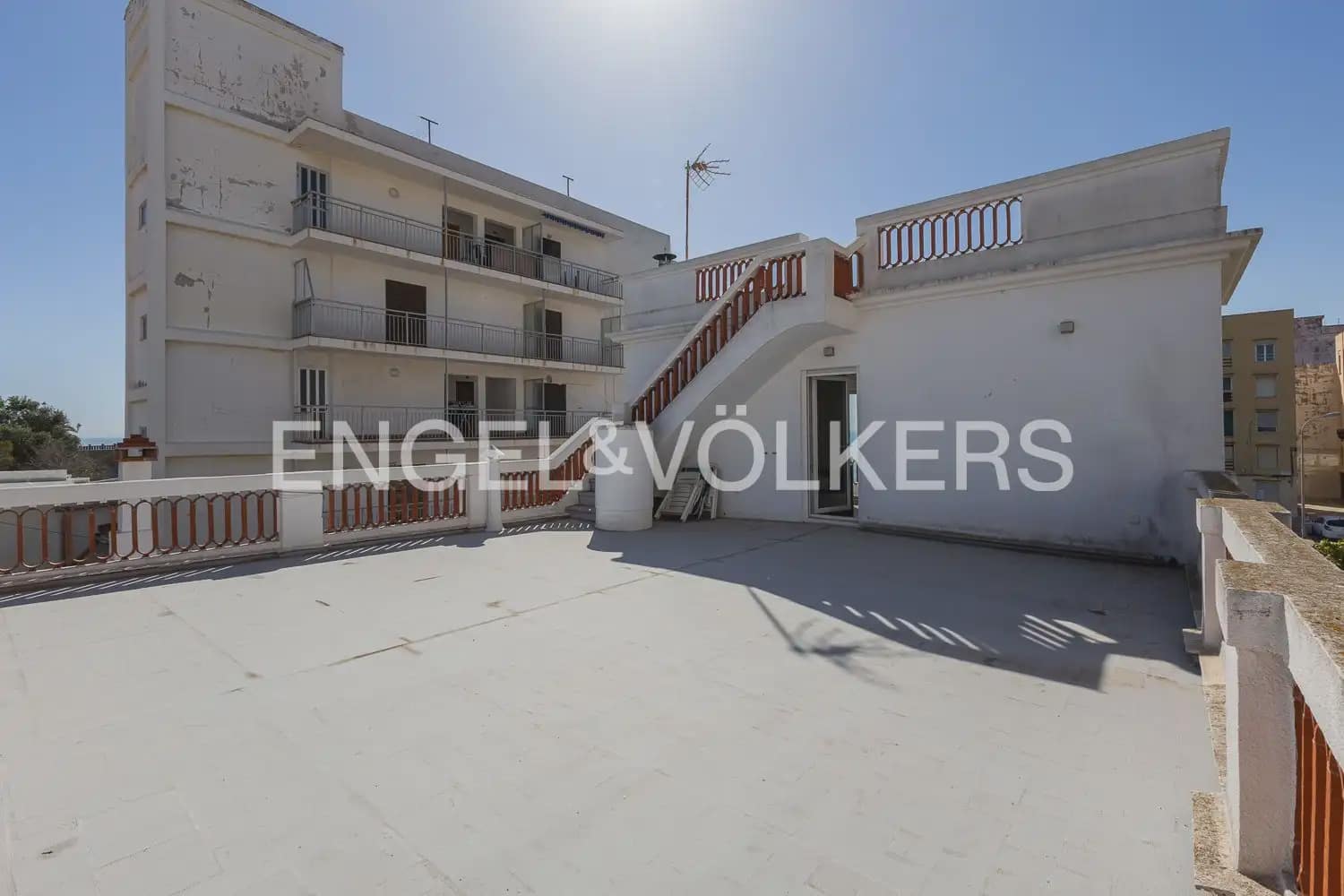 4 Zimmer Villa zu vermieten in Cullera mit Garage - 8.500 € (Ref: 9898144)